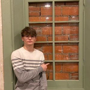 Meet your Posher, Jackson